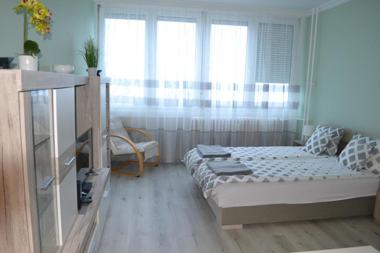 Sweet Dreams Apartman Nyiregyhaza Exterior photo